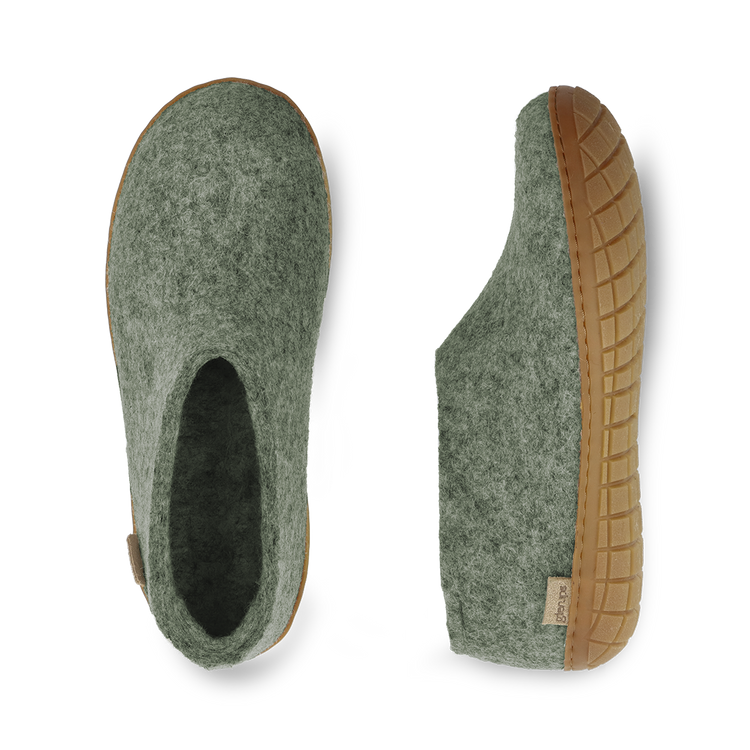 The honey rubber shoe moss