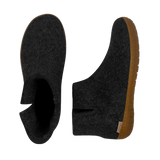 The honey rubber boot charcoal