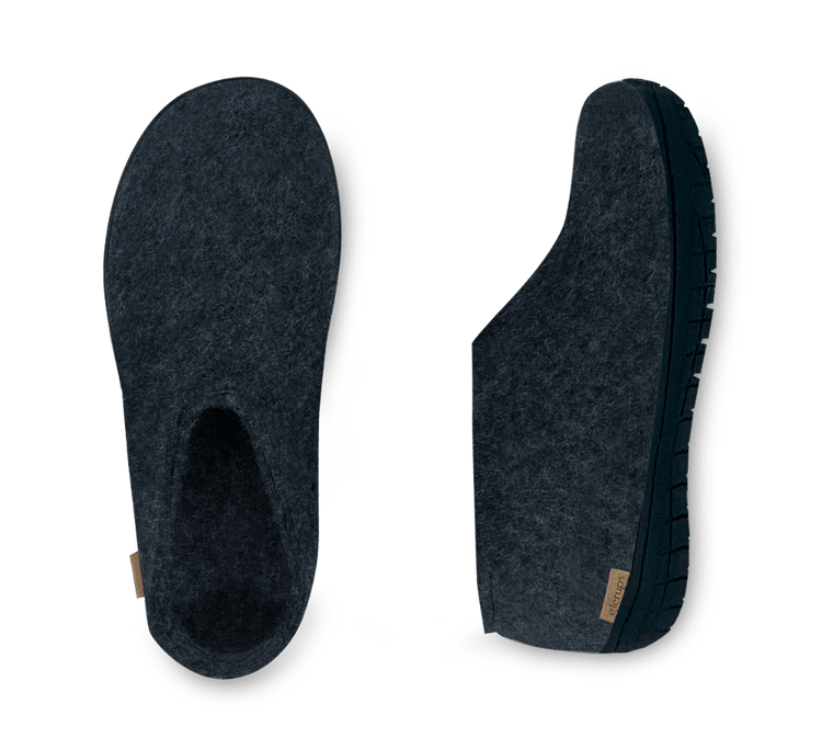 The black rubber shoe denim