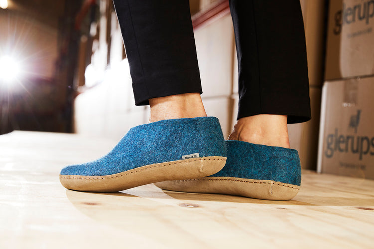 The leather shoe petrol