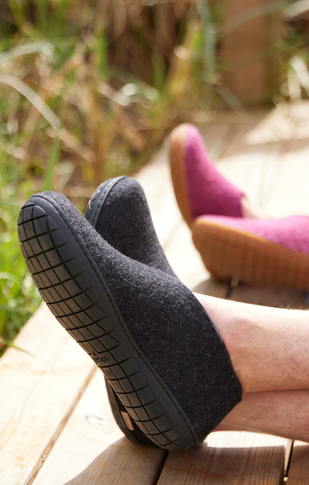 glerups shoe black rubber natural felted wool warm ourdoor