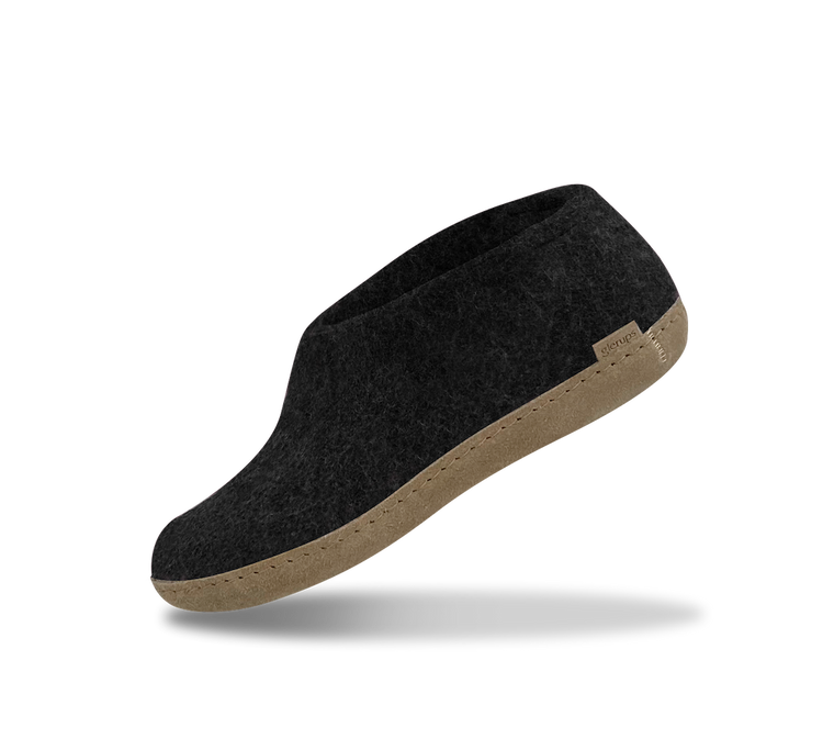 The leather shoe charcoal