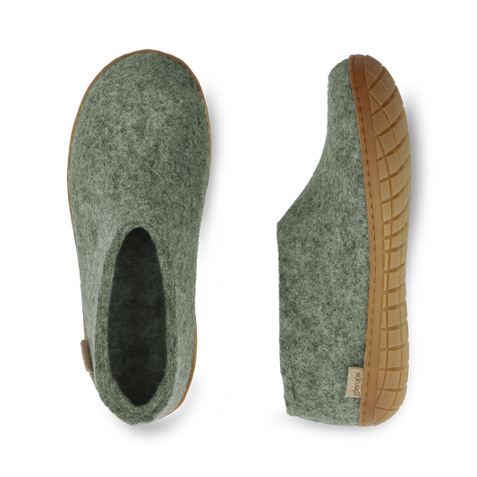 The honey rubber shoe moss