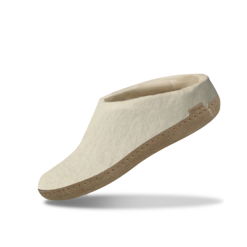 The leather slip-on white