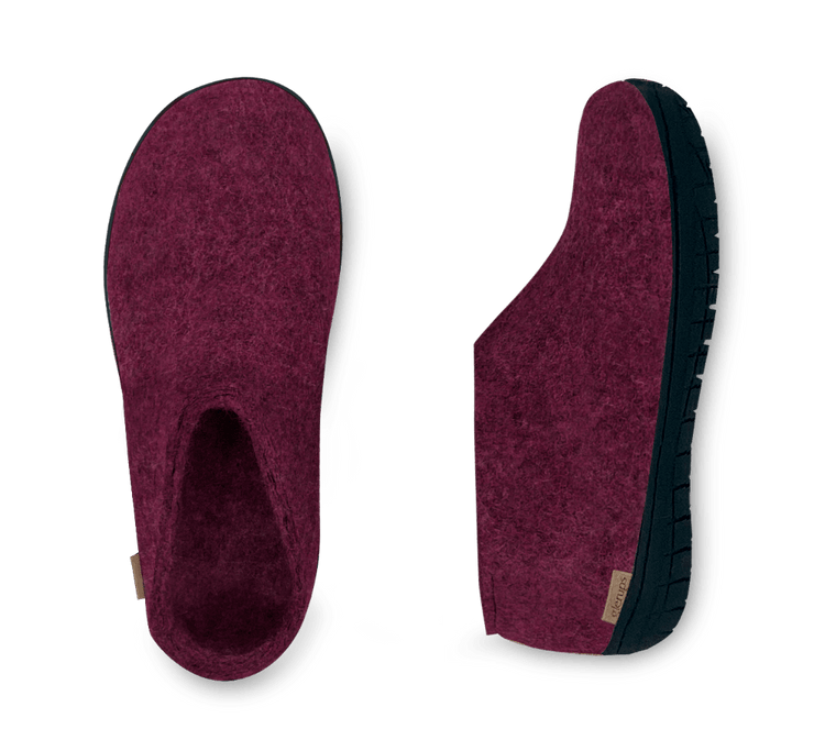 The black rubber shoe cranberry