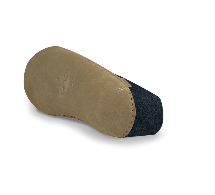 The leather shoe denim
