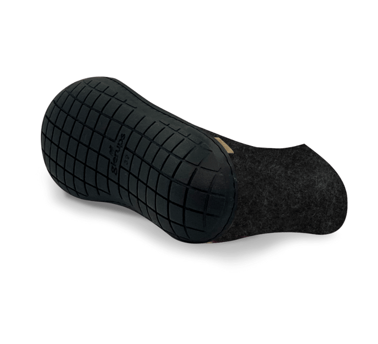 The black rubber boot charcoal